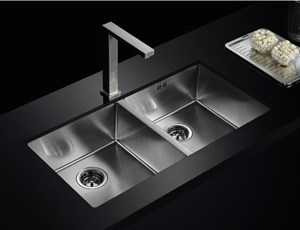 Chậu Rửa Chén EROWIN 9845VK