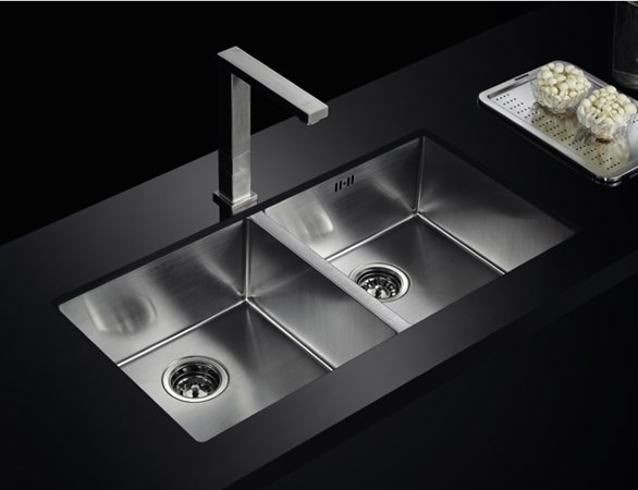 Chậu Rửa Chén EROWIN 9845VK