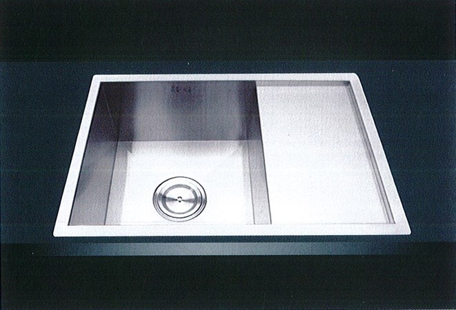 Chậu rửa chén EROWIN 6545VK