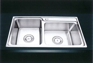 Chậu rửa chén EROWIN 9047V