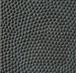 Gạch sỏi hạt đen dày