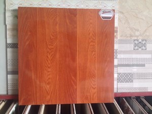 Gạch vân gỗ 50x50 5608 giá rẻ
